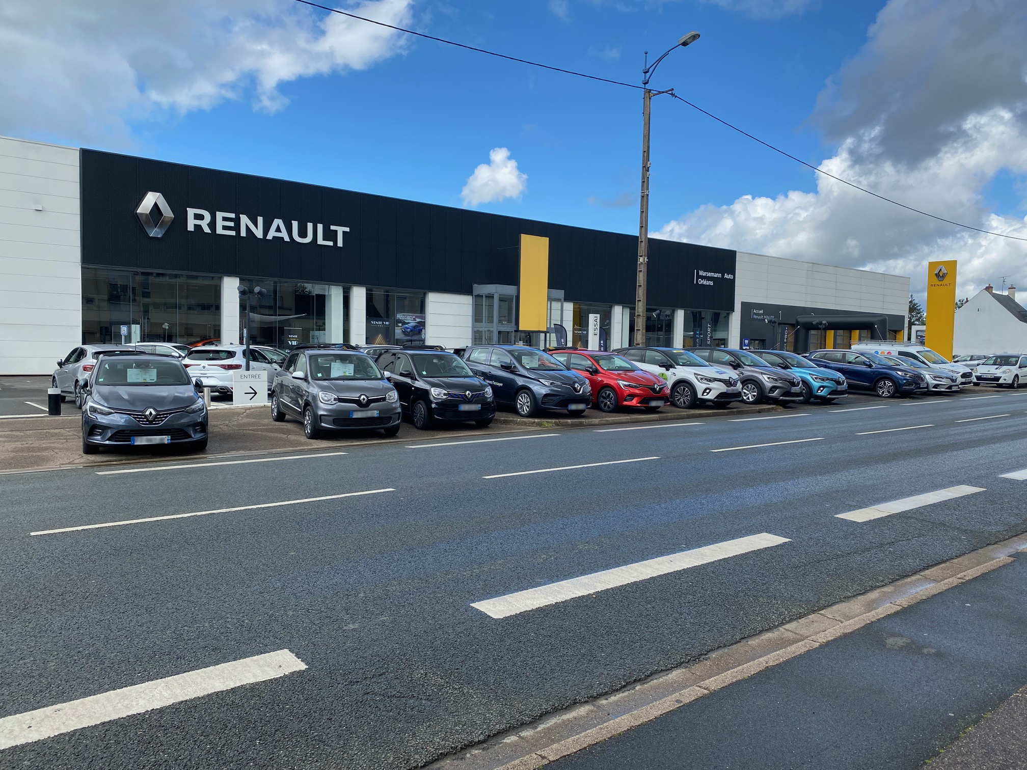 Renault Orléans facade