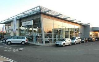 Agrandissement de la concession Intersport Volkswagen à Saint Cyr sur Loire